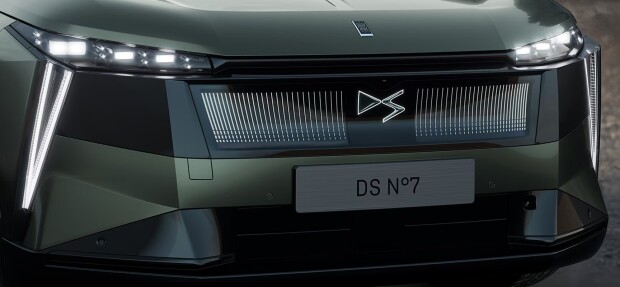 1-9-1_85-DS_N7_Light_signature-XXS54_25