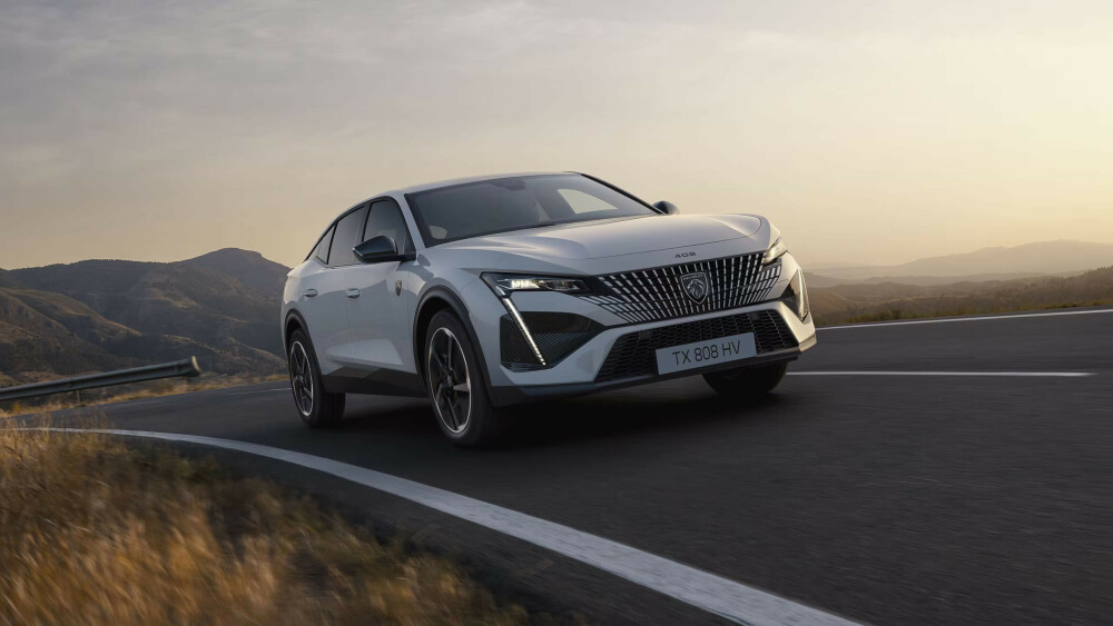 PEUGEOT_408_HYBRID_Tech5_D_2560x1440