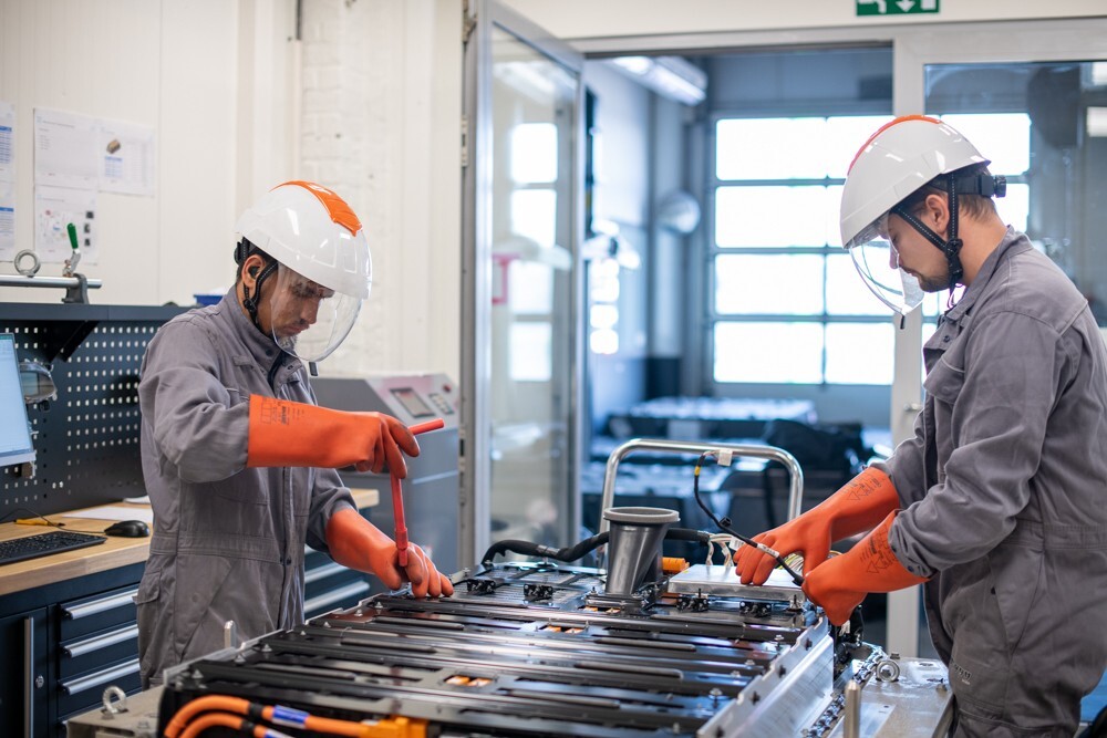 Battery Repair Center